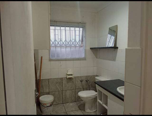 2 BEDROOM COMPLEX FOR SALE IN VORNA VALLEY